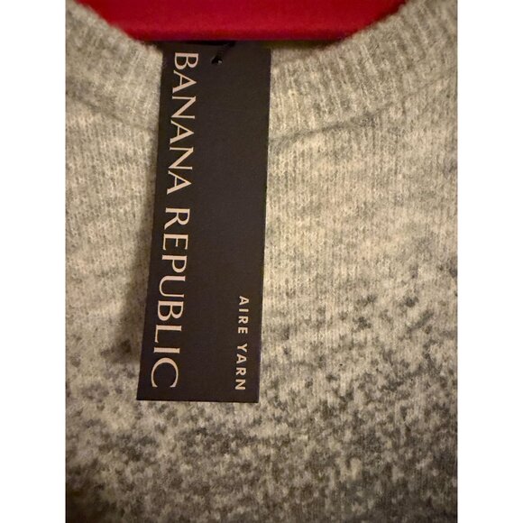 NEW WITH TAGS NWT SOFT BANANA REPUBLIC WOMENS GRAY BLACK OMBRE SWEATER AIRE YARN - Picture 2 of 3